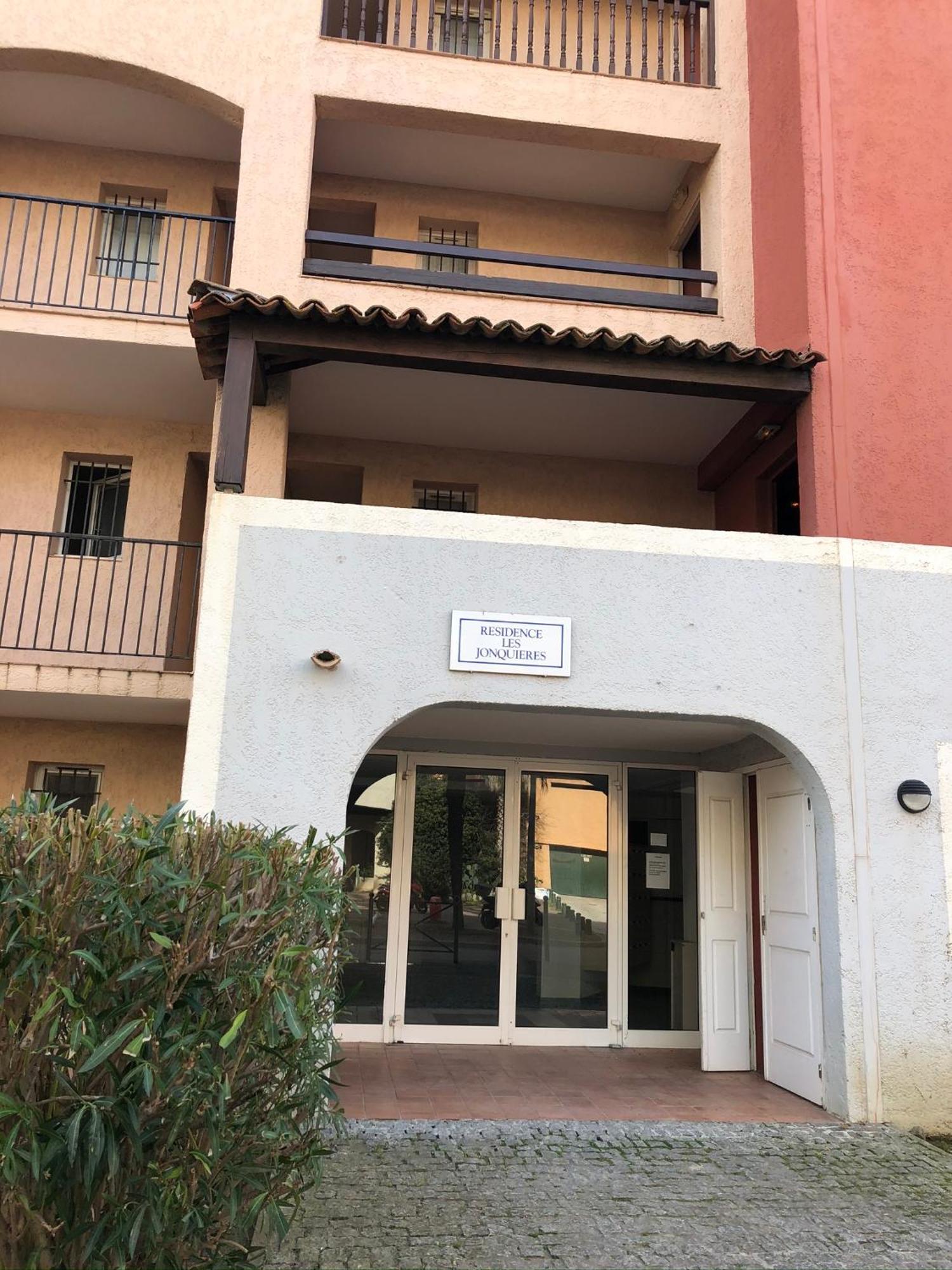Le Sud Plage Et Piscine Gassin Kültér fotó